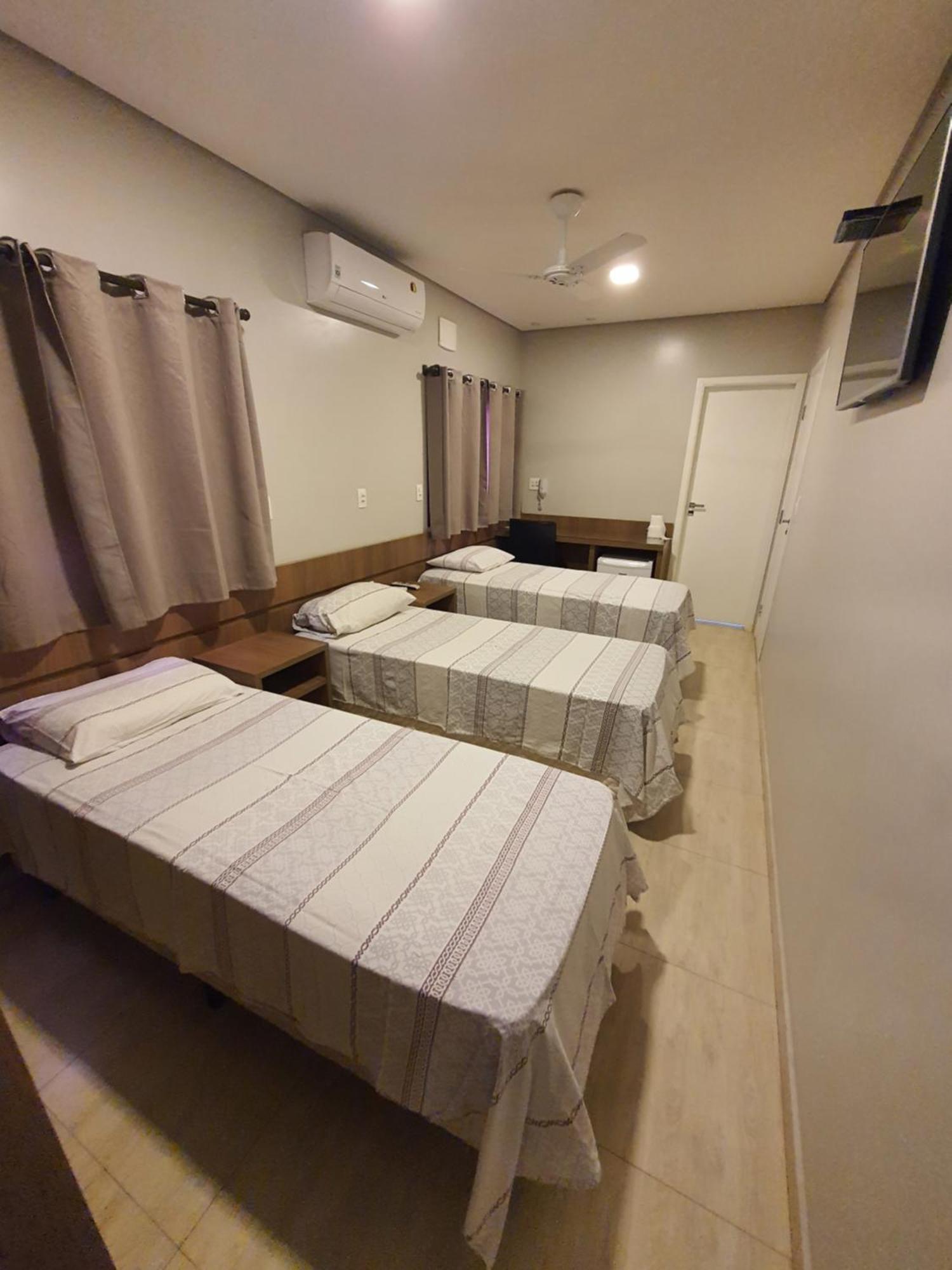 ריו קלארו Hotel Tertulio'S חדר תמונה